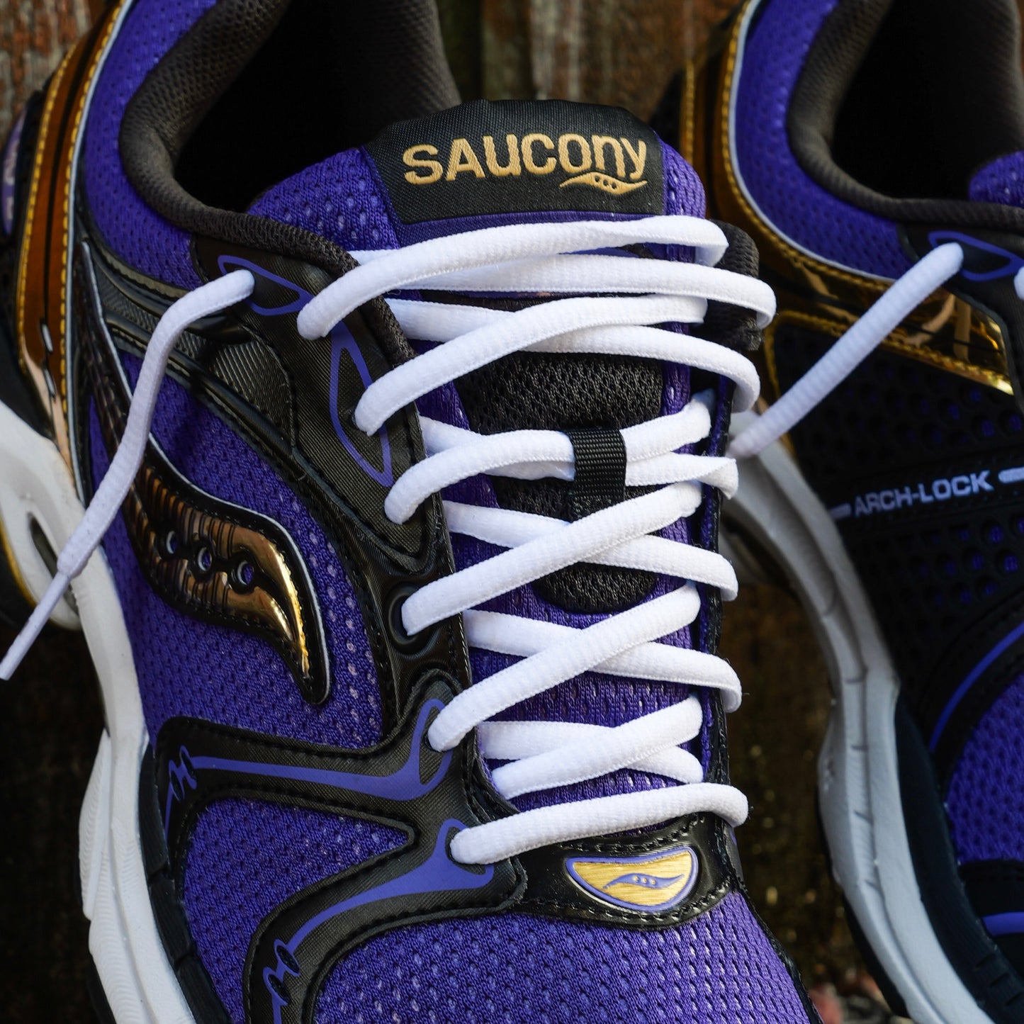 Mens Saucony ProGrid Triumph 4 (Purple/Gold)