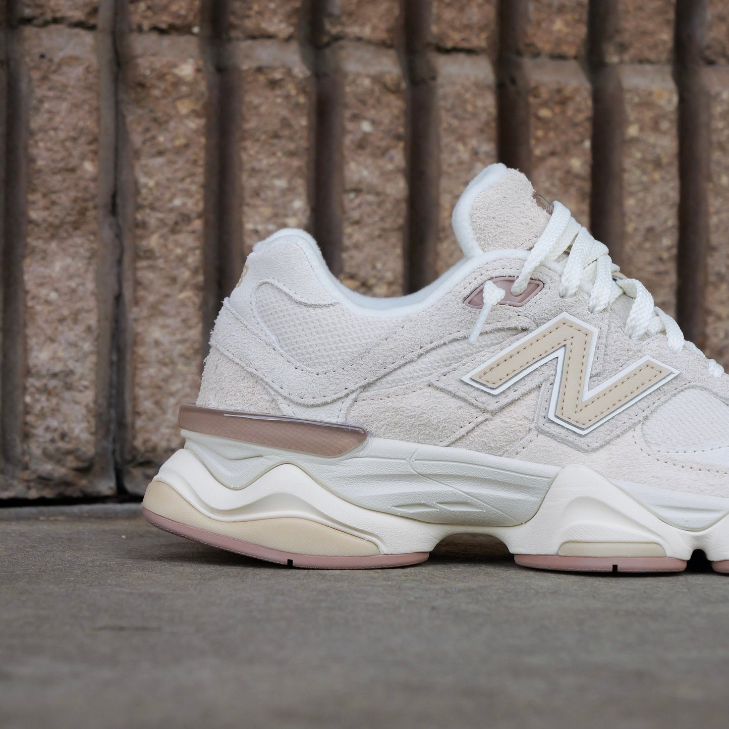 Mens New Balance 9060CCB (Beige/White)