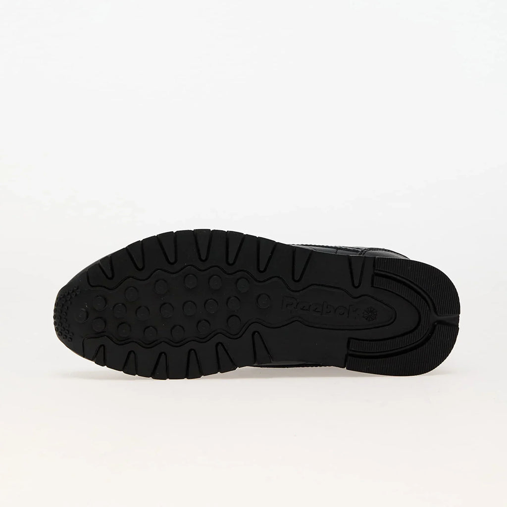 Big Kids' Reebok Classic Leather "Triple Black" (Unisex)