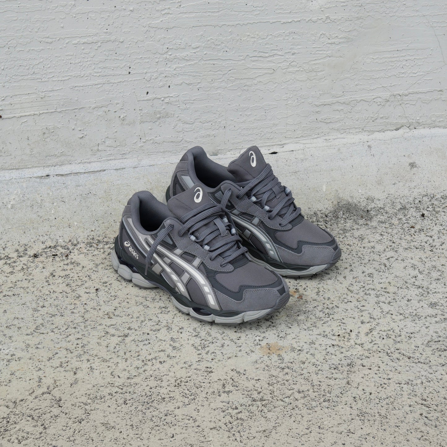 Mens Asics Gel-NYC 2055 (Carbon/Cement)