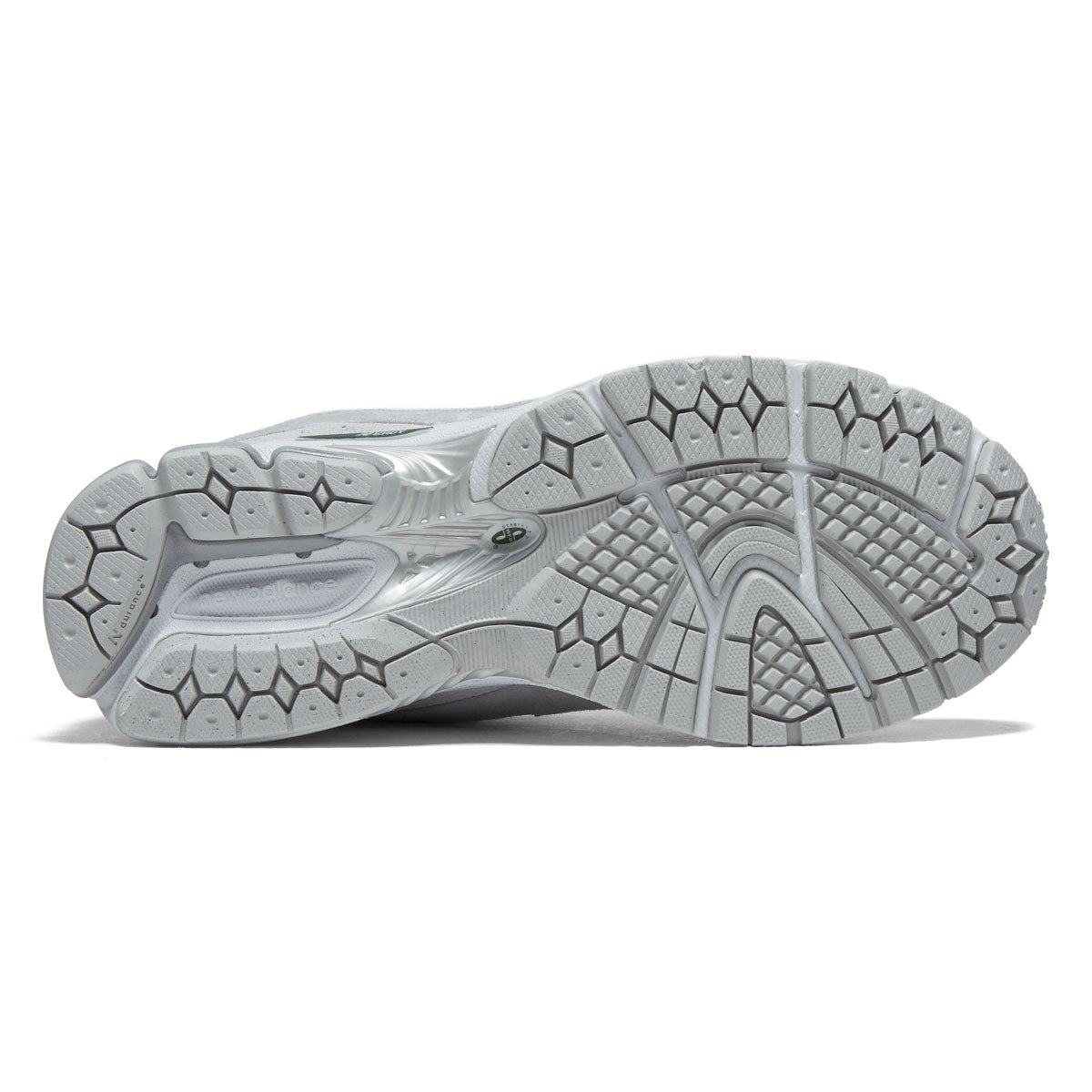 New Balance 2002R Shoes - Linen/Raincloud