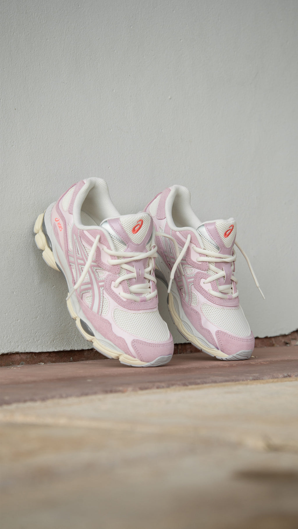 Mens Asics Gel-NYC (Cream/Rose Water)