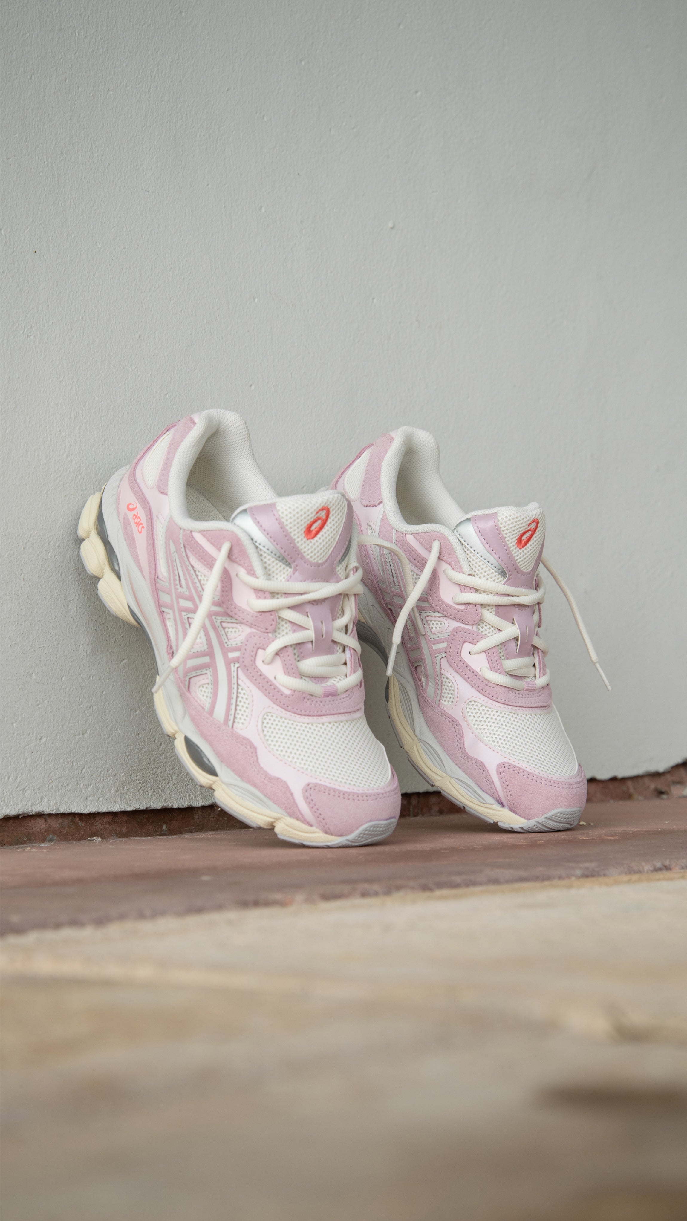 Mens Asics Gel-NYC (Cream/Rose Water)
