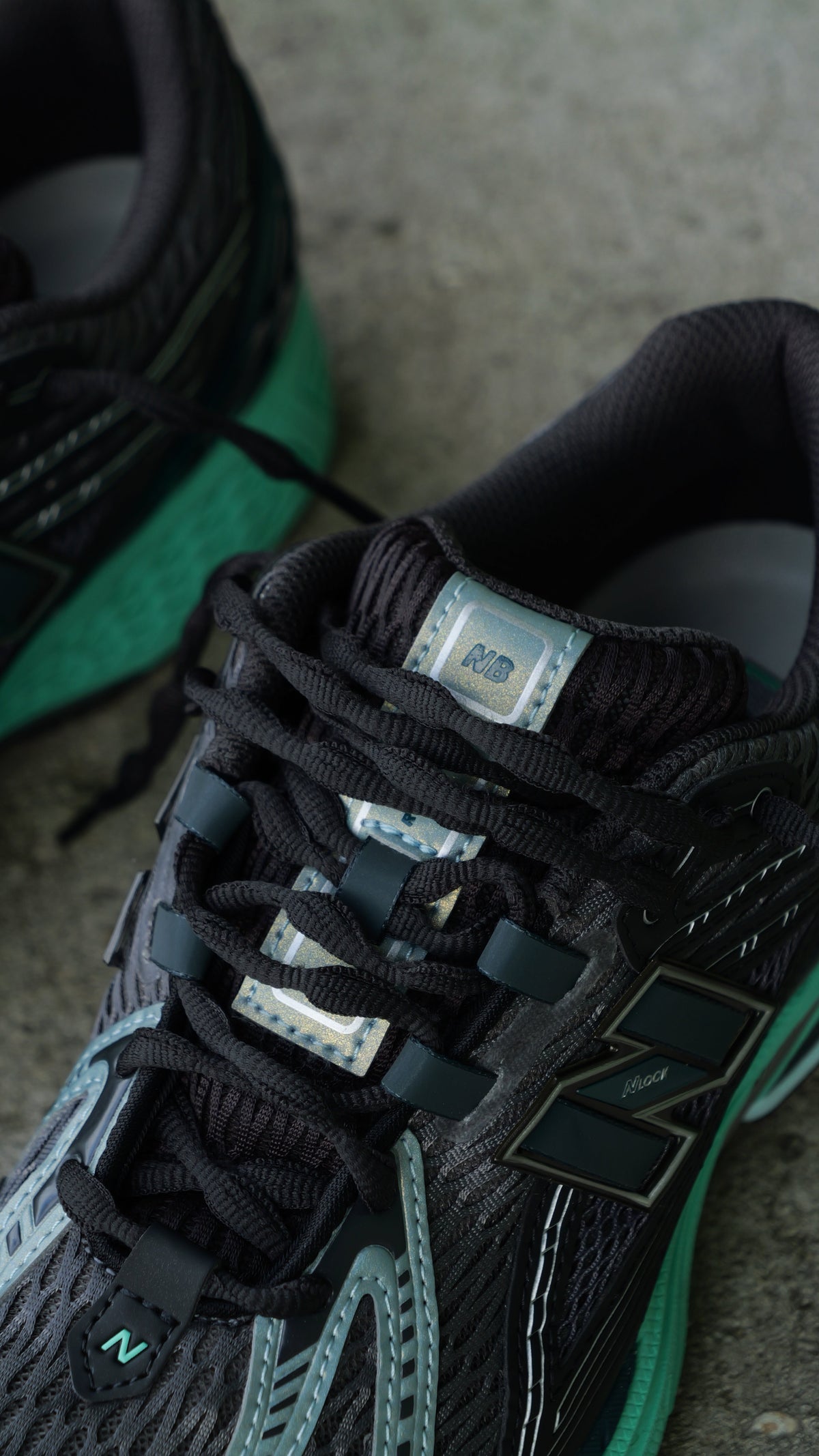 Mens New Balance 1906R (Grey/Green Glow) U19068O6