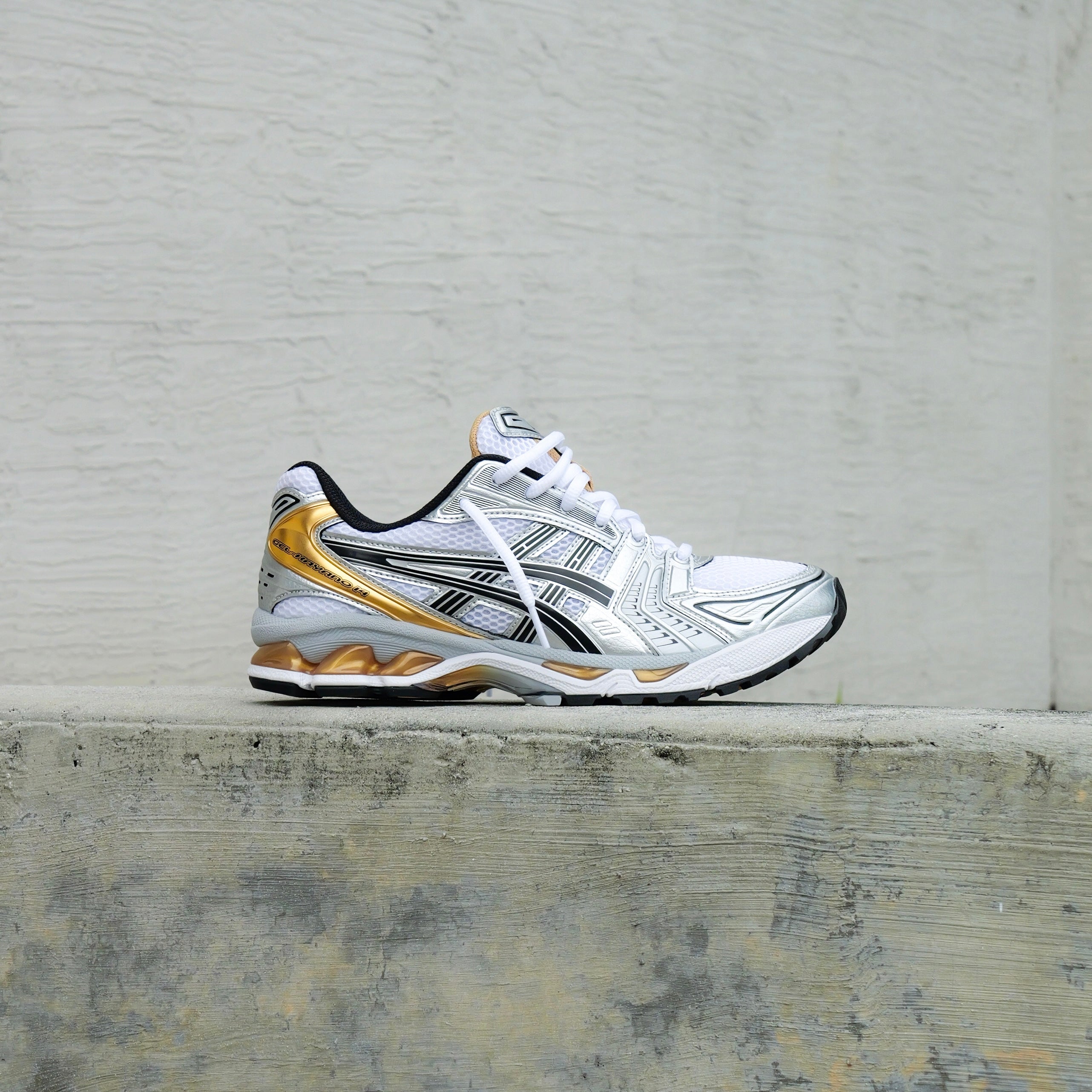 Mens Asics Gel-Kayano 14 (White/Pure Gold)