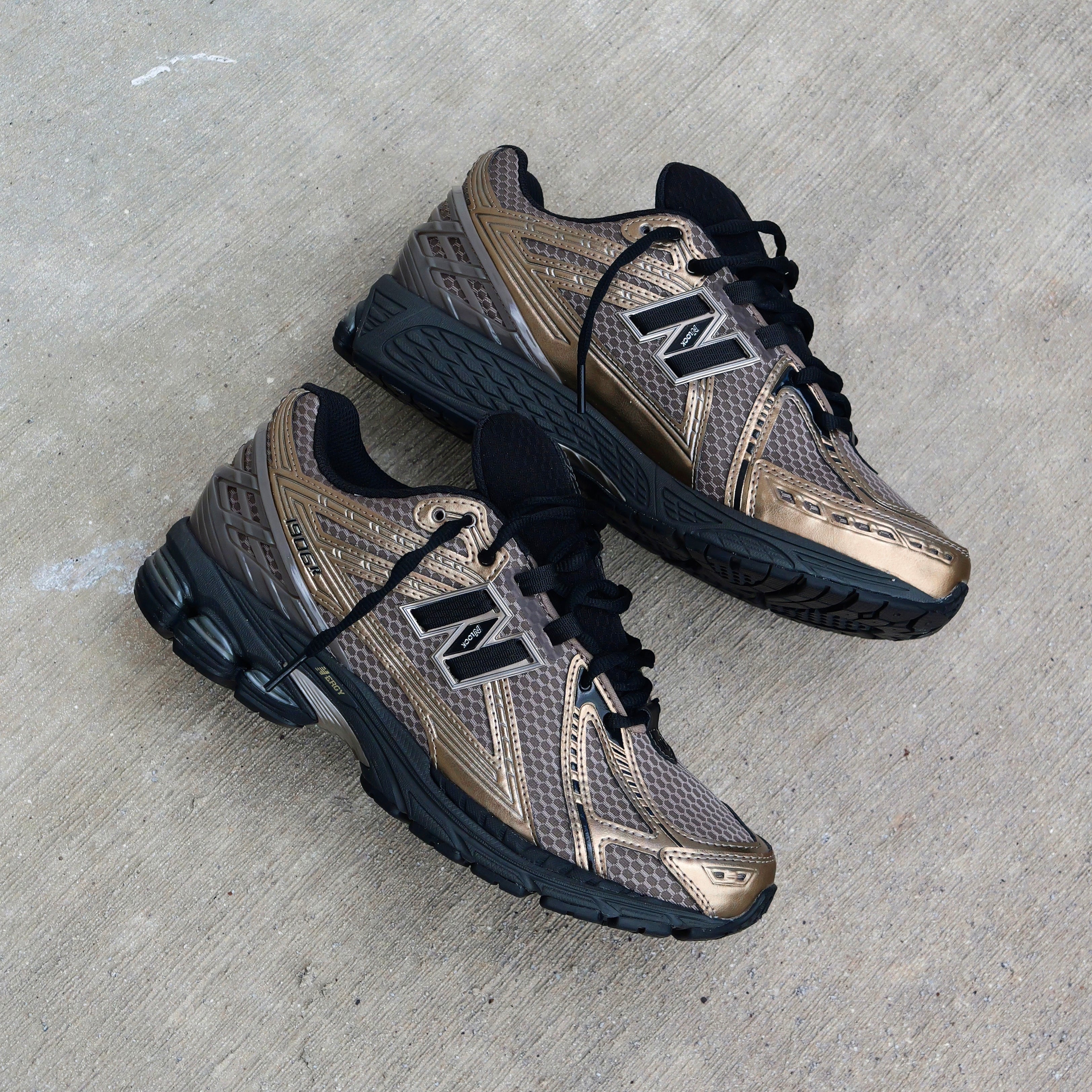 Mens New Balance 1906R (Bronze/Black) U1906RCJ