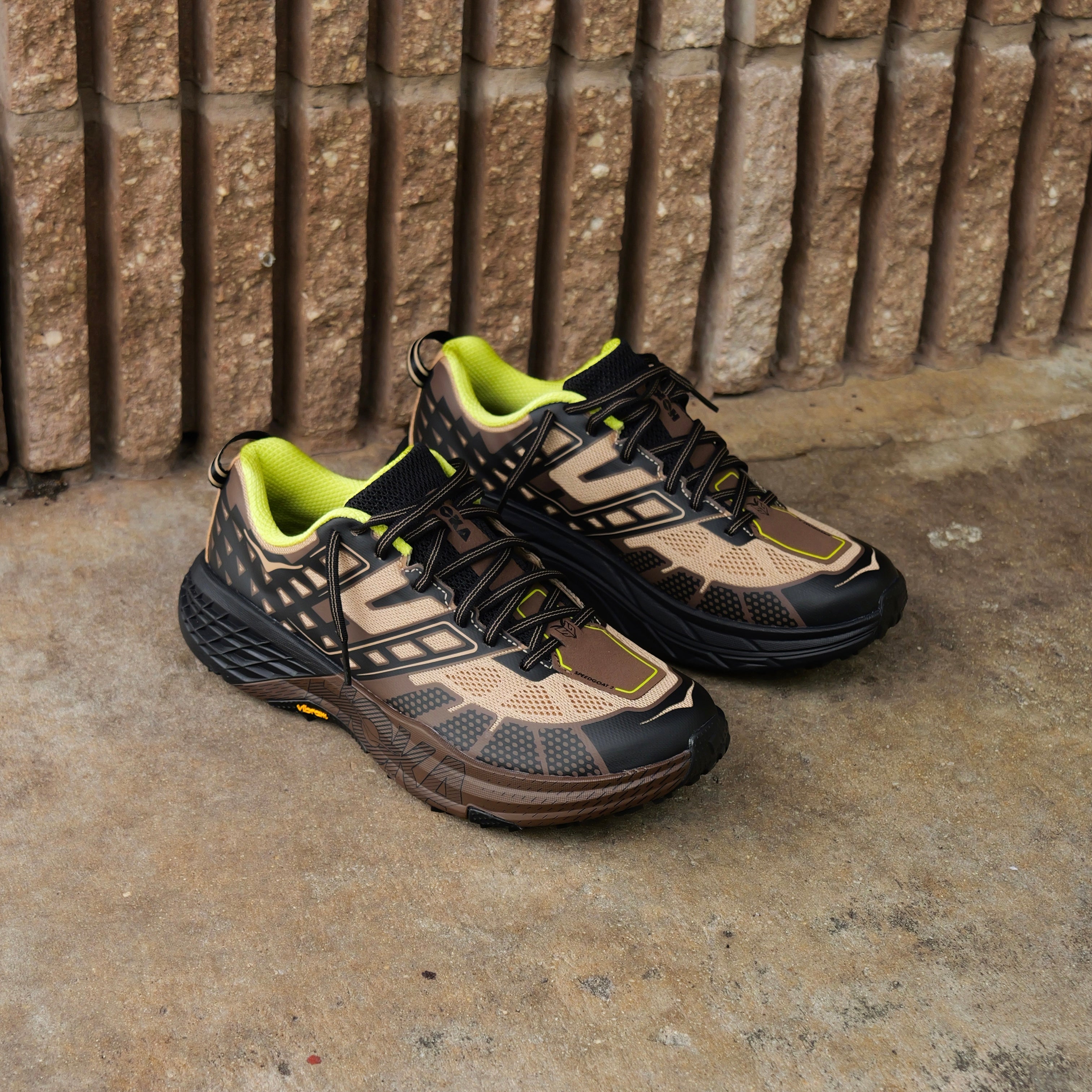Hoka SpeedGoat 2 TS (Dark Chocolate/Black)