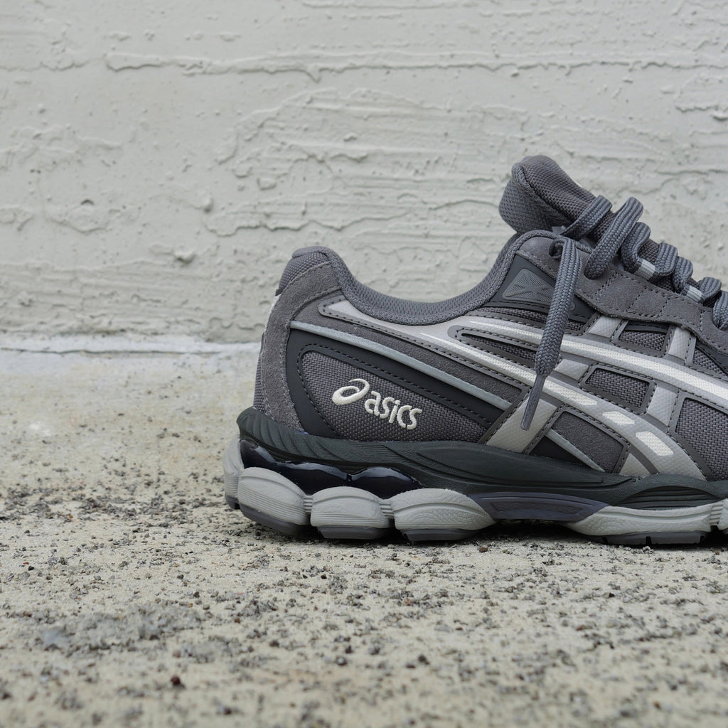 Mens Asics Gel-NYC 2055 (Carbon/Cement)