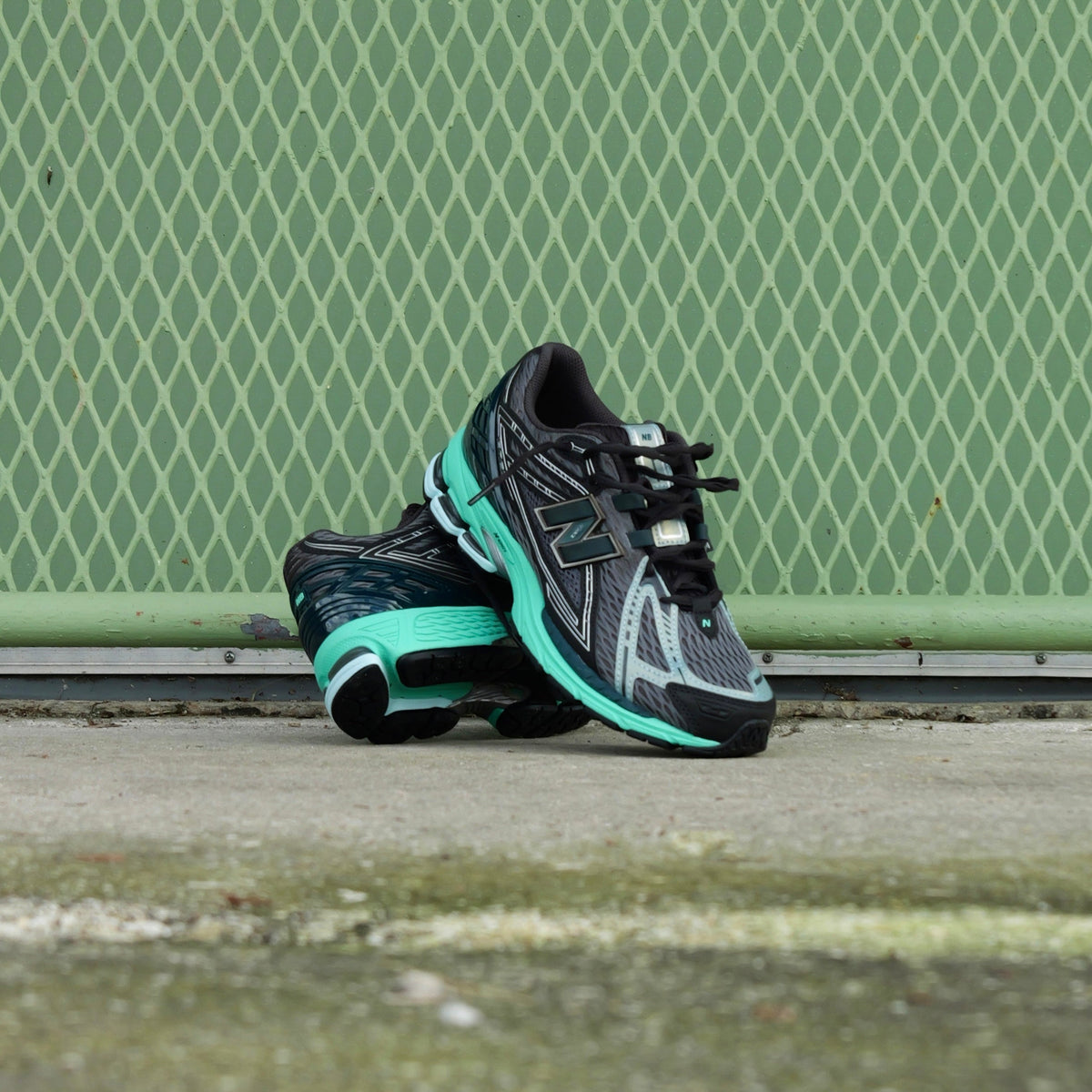 Mens New Balance 1906R (Grey/Green Glow) U19068O6
