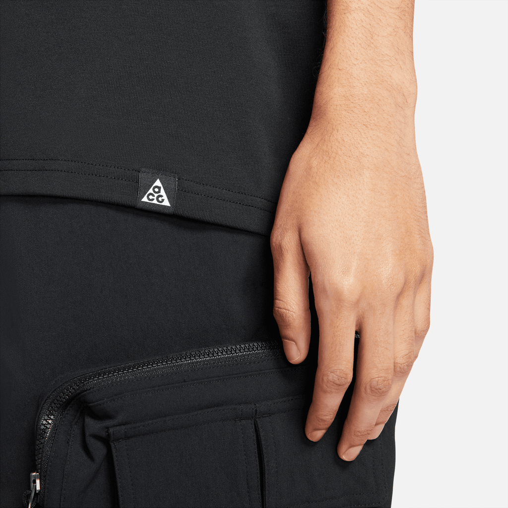 Men's Nike ACG Short-Sleeve T-Shirt