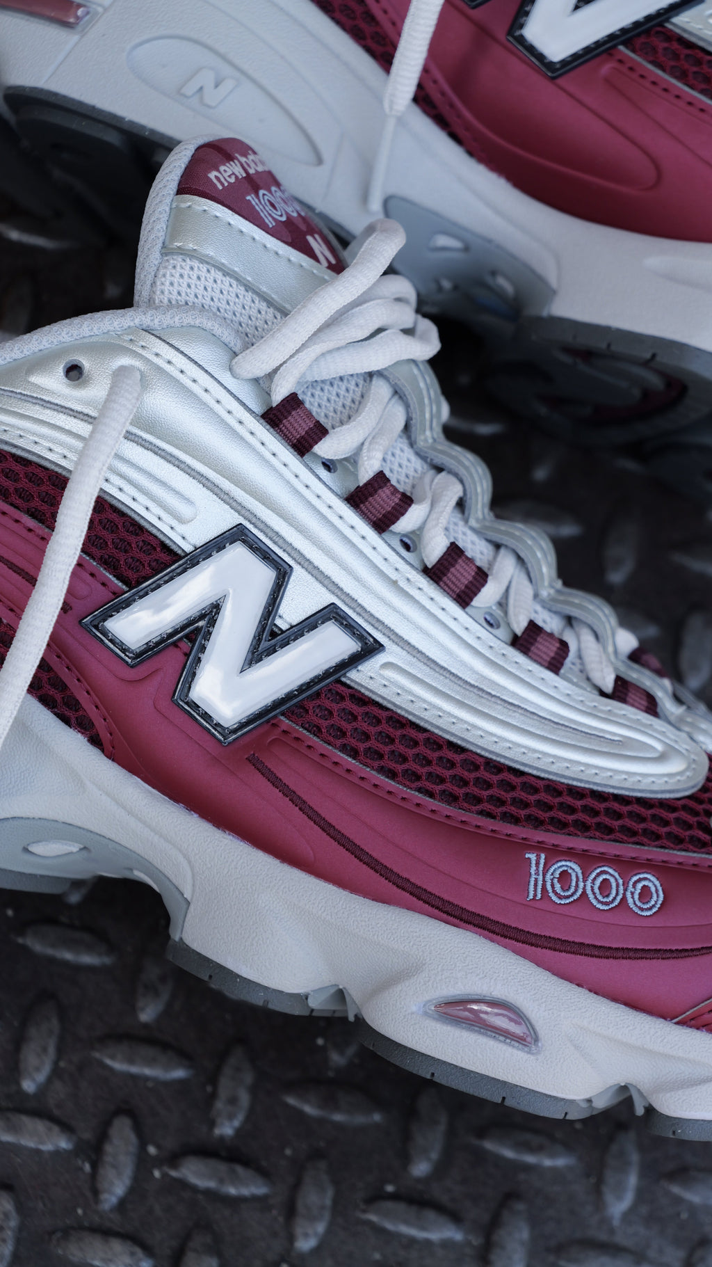 New Balance 1000 (Red/Grey) - M1000Q