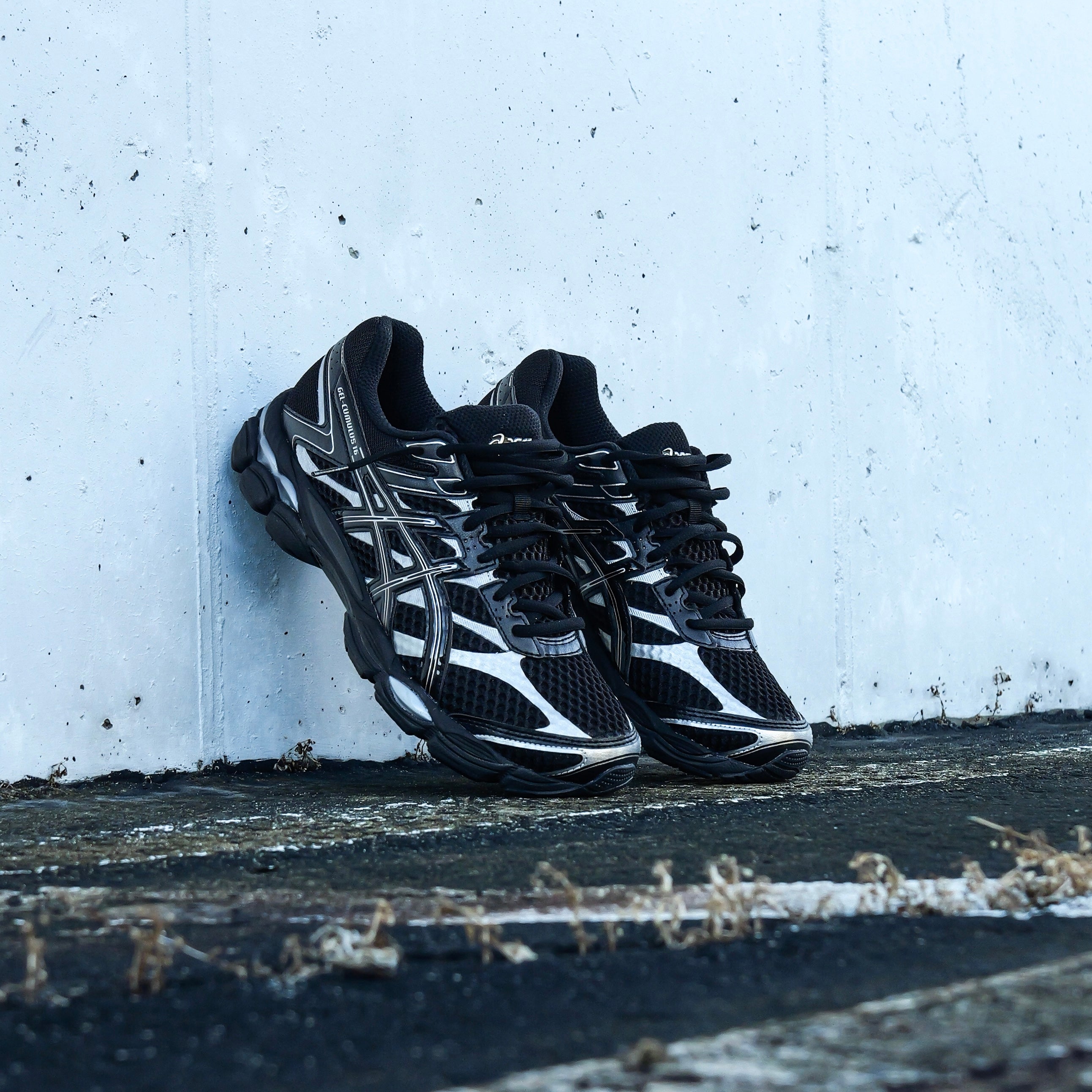 Mens Asics Gel-Cumulus 16 (Black/Black)