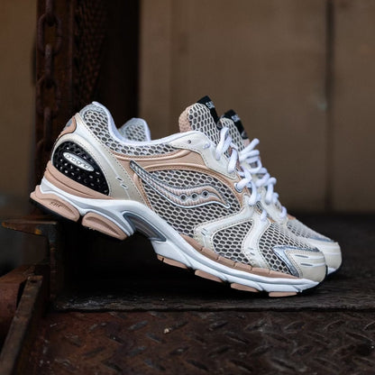 Mens Saucony ProGrid Triumph 4 Cream/Tan (S70704-11)