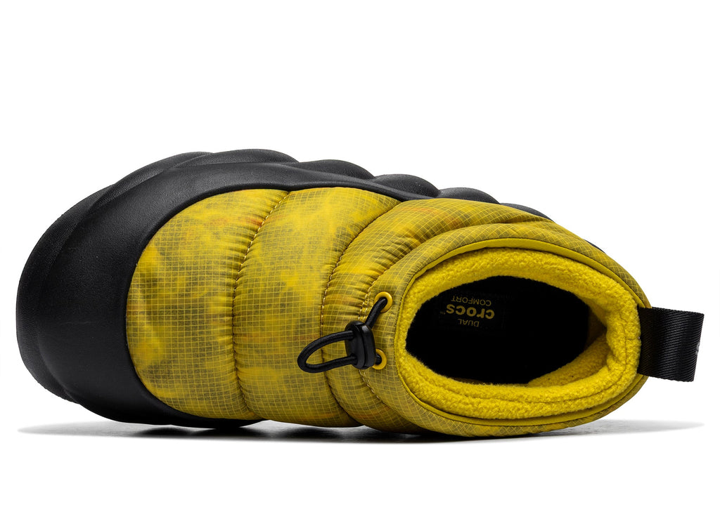 Crocs Overpuff Translucent Shorty in Citrine