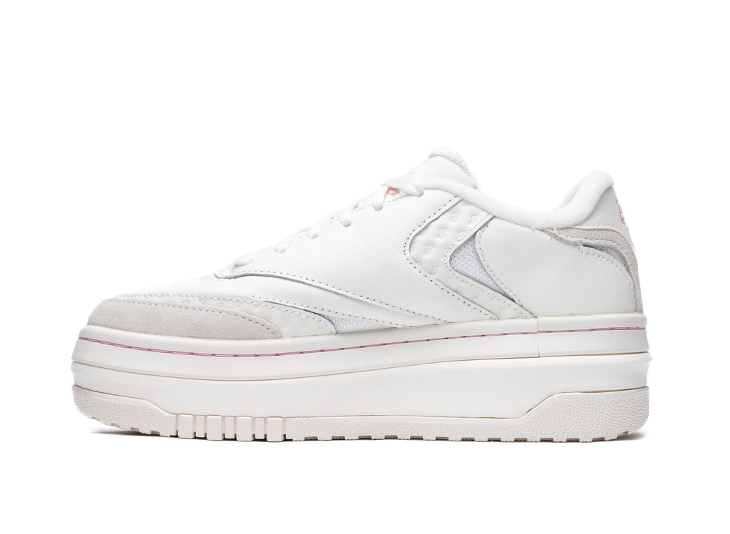 Women's Reebok Club C Extra barbie