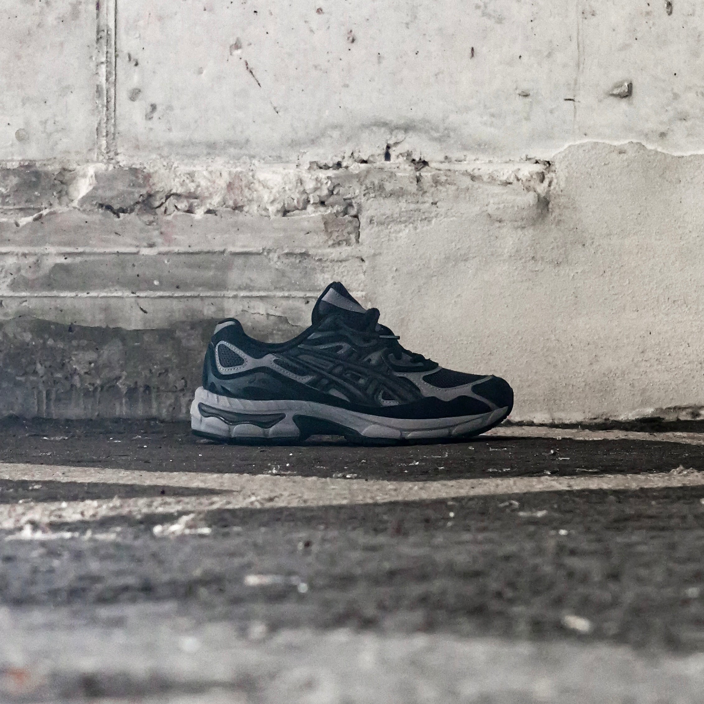 Asics Gel-Nyc Grade School (Graphite Grey/Black)