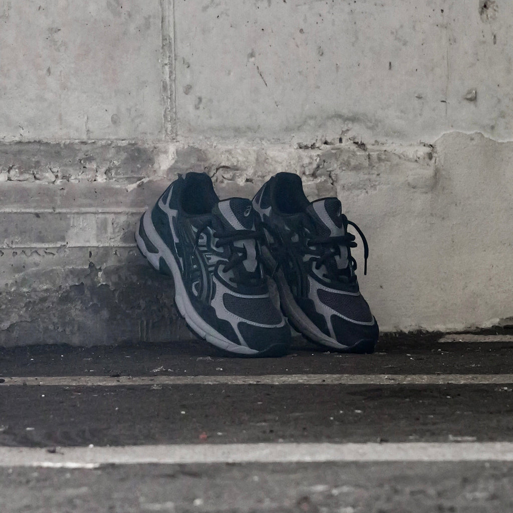 Asics Gel-Nyc Grade School (Graphite Grey/Black)