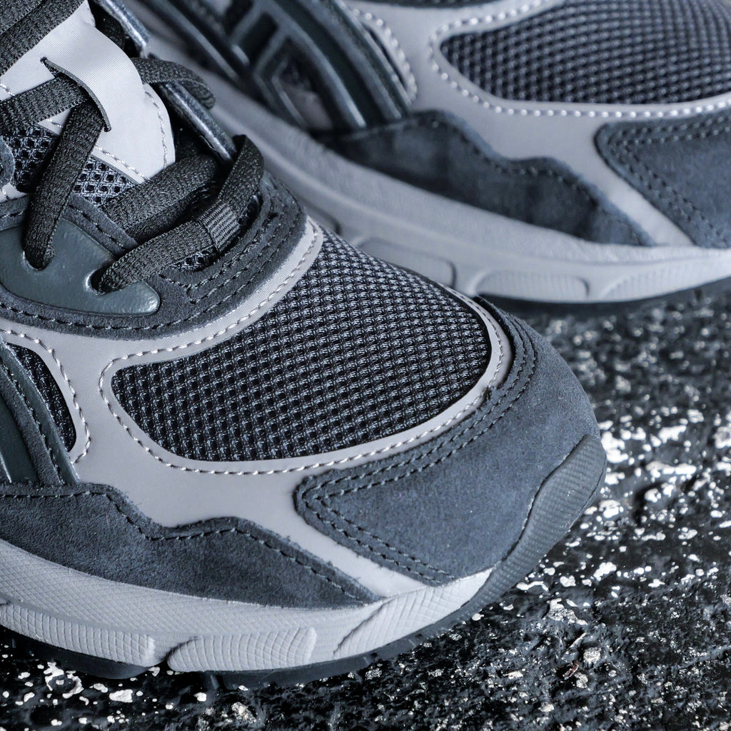 Asics Gel-Nyc Grade School (Graphite Grey/Black)