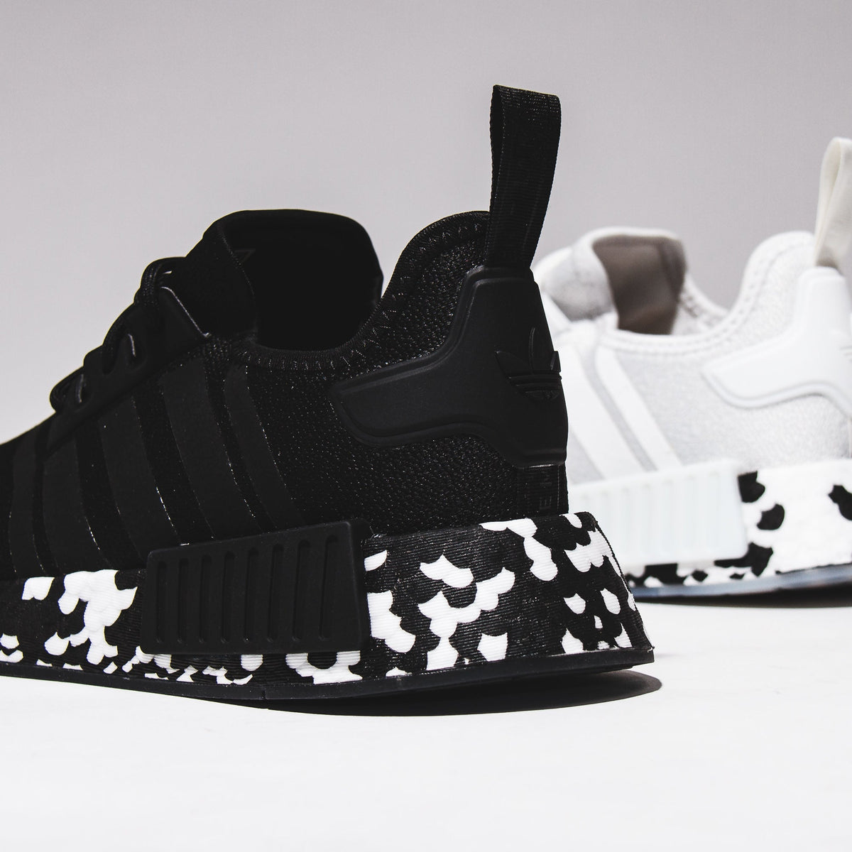 Adidas Originals Men NMD R1 Boost White GZ4307