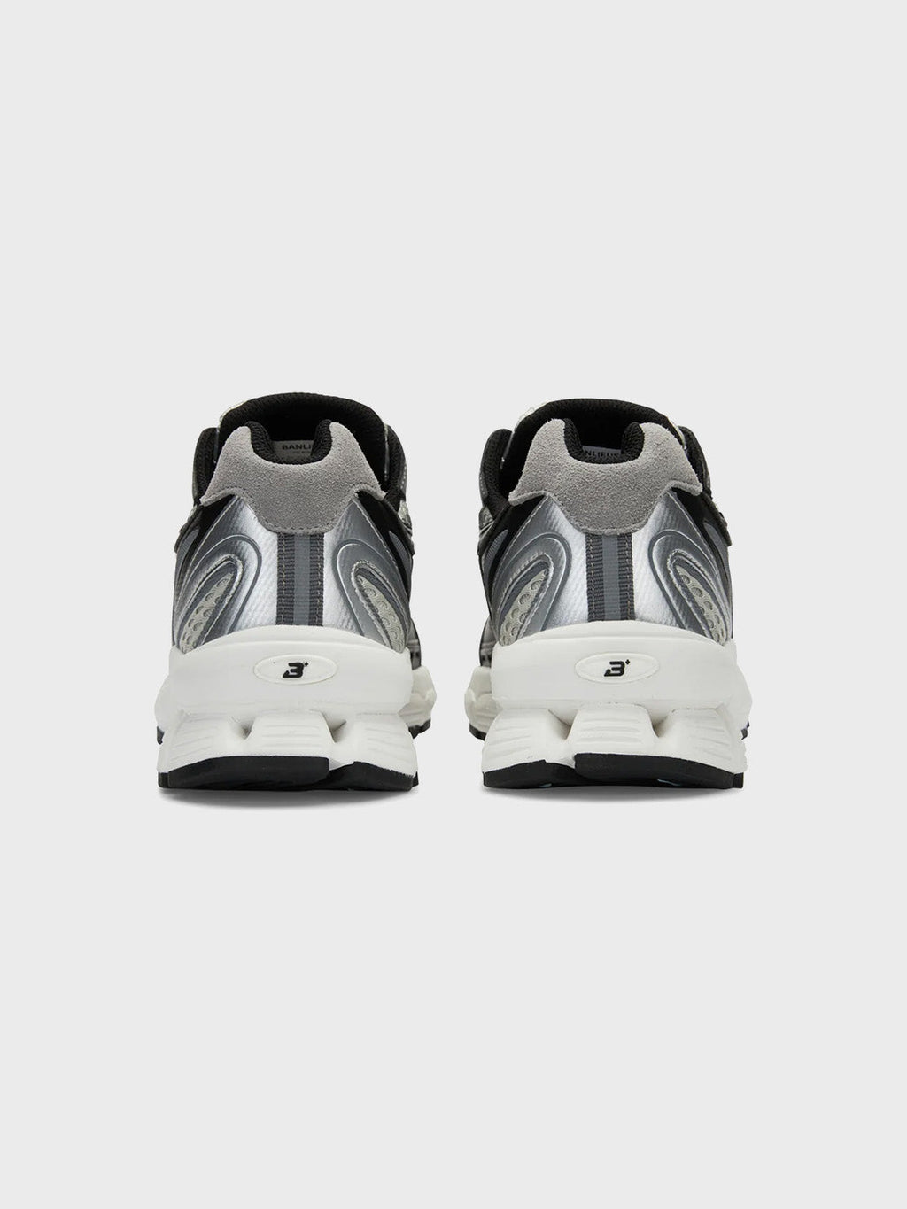 Banlieue The Runner+ Sneakers | Grey/Black
