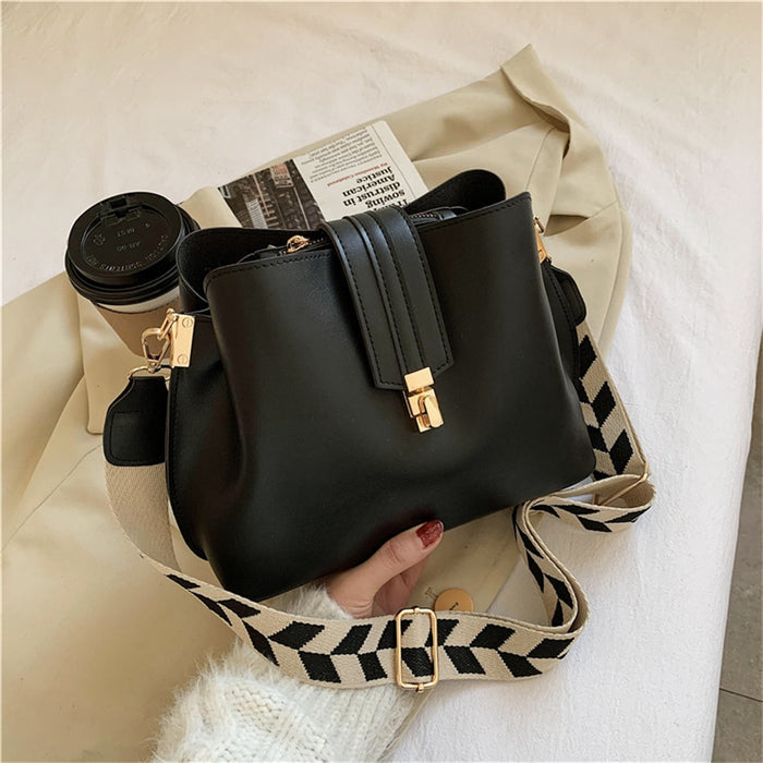 Italy Women's Minimalist Crossbody Bag