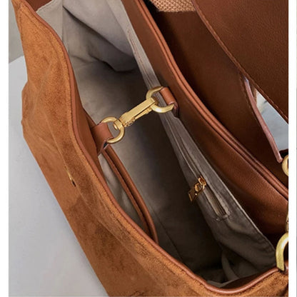 Matra Women's Leather Crossbody Bag