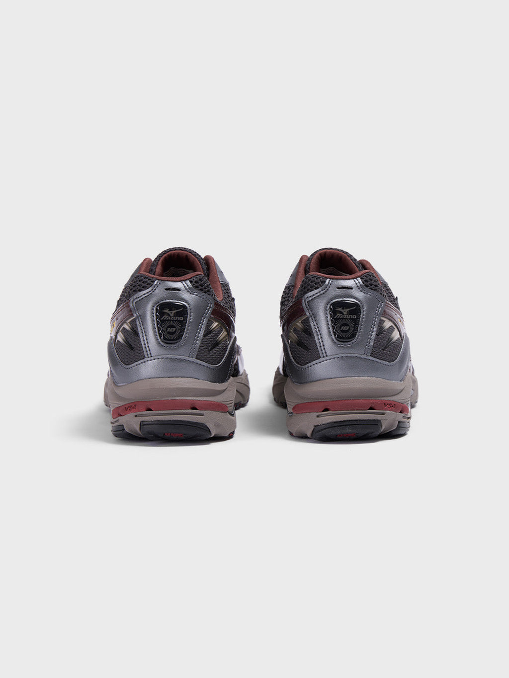 Mizuno Wave Rider 10 Sneakers | Black/Chicory Coffee