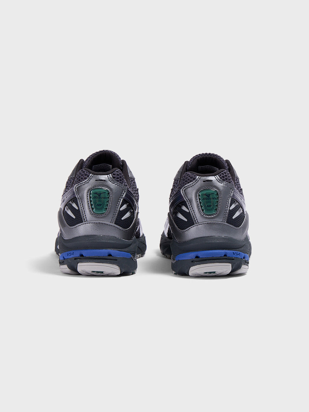 Mizuno Wave Rider 10 Sneakers | Odyssey Grey