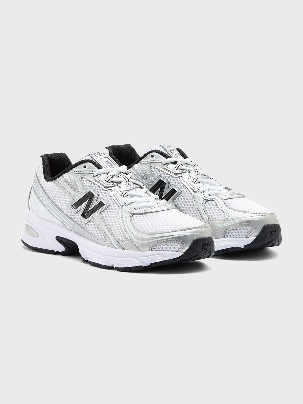 New Balance 740 Sneakers | Silver Metallic/Black