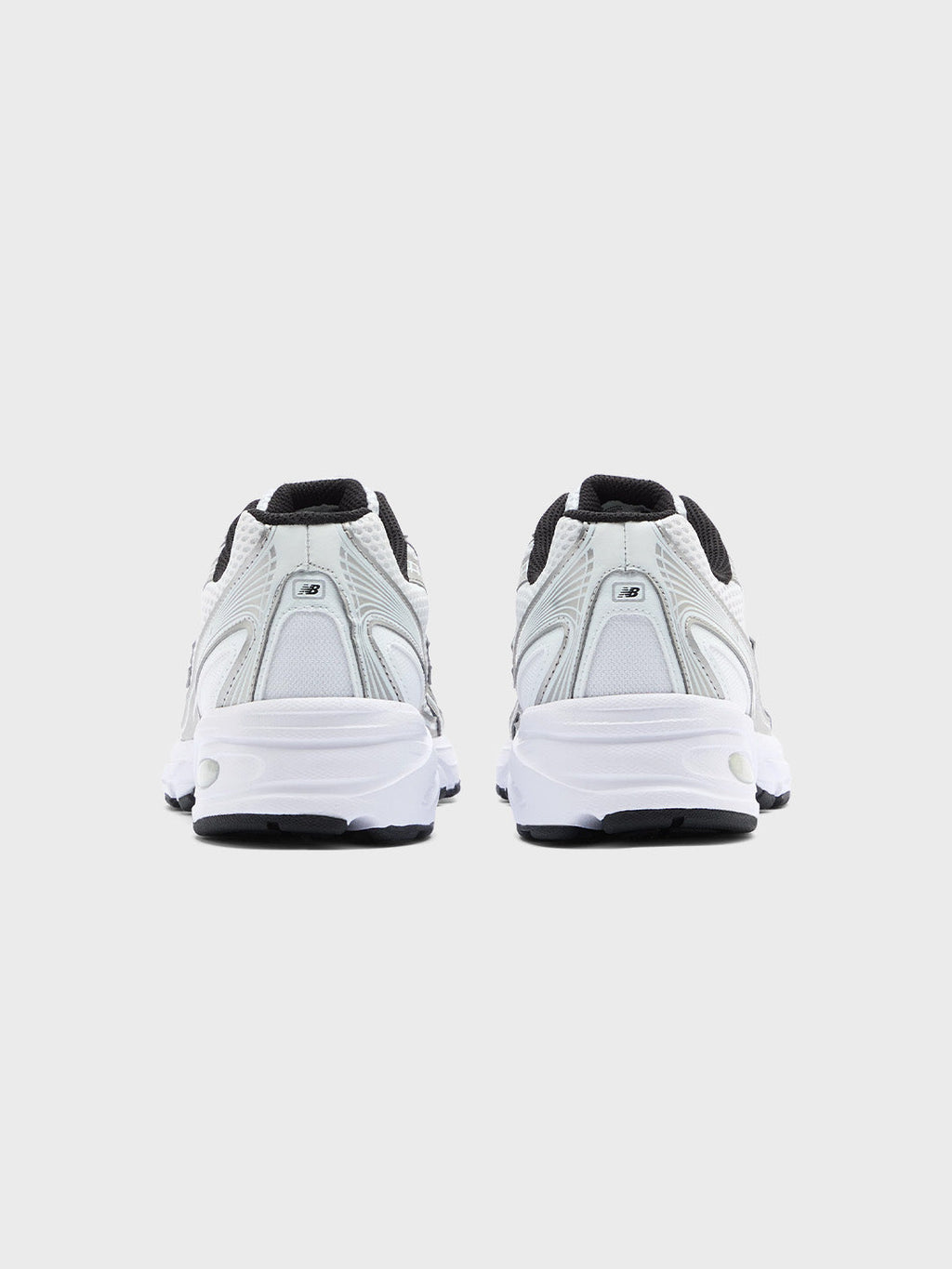 New Balance 740 Sneakers | Silver Metallic/Black