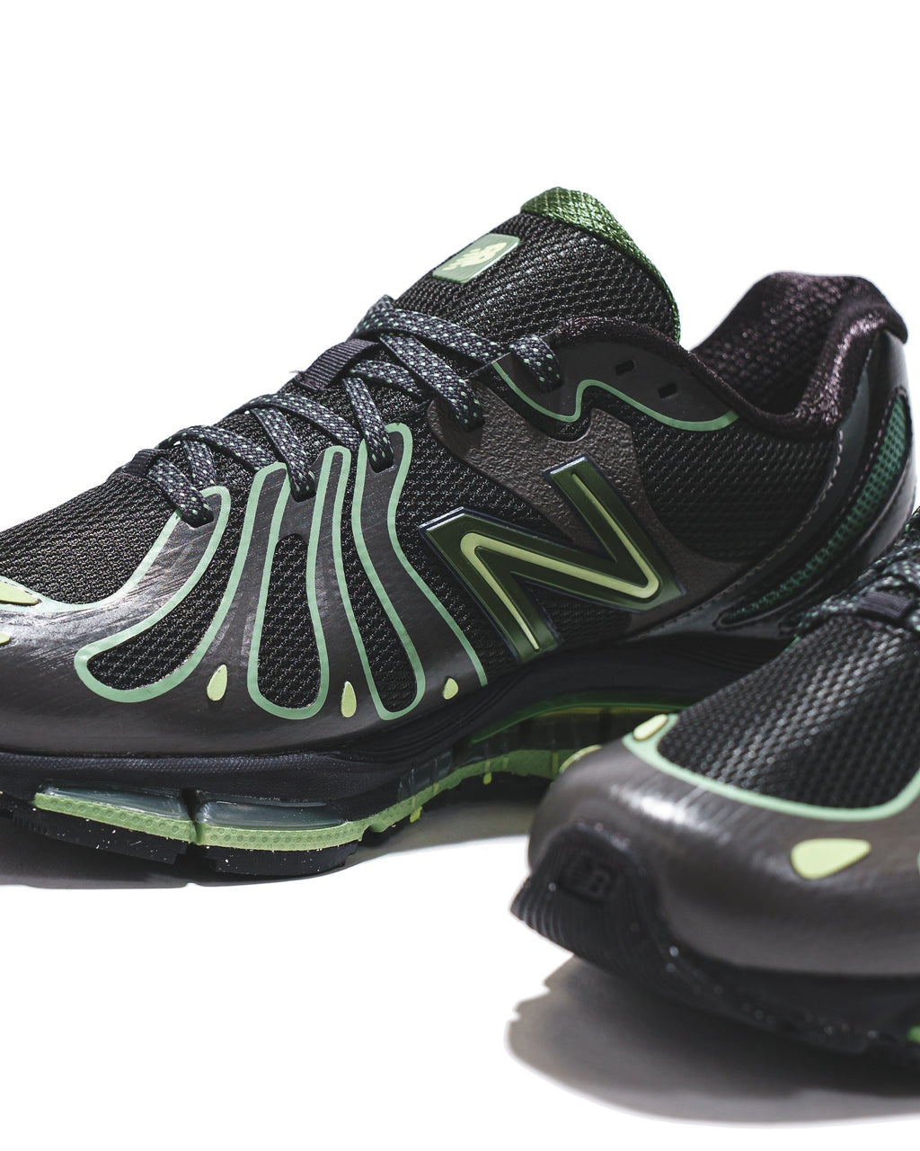 New Balance Unisex 1890 Faded Black Utility Green U189071H