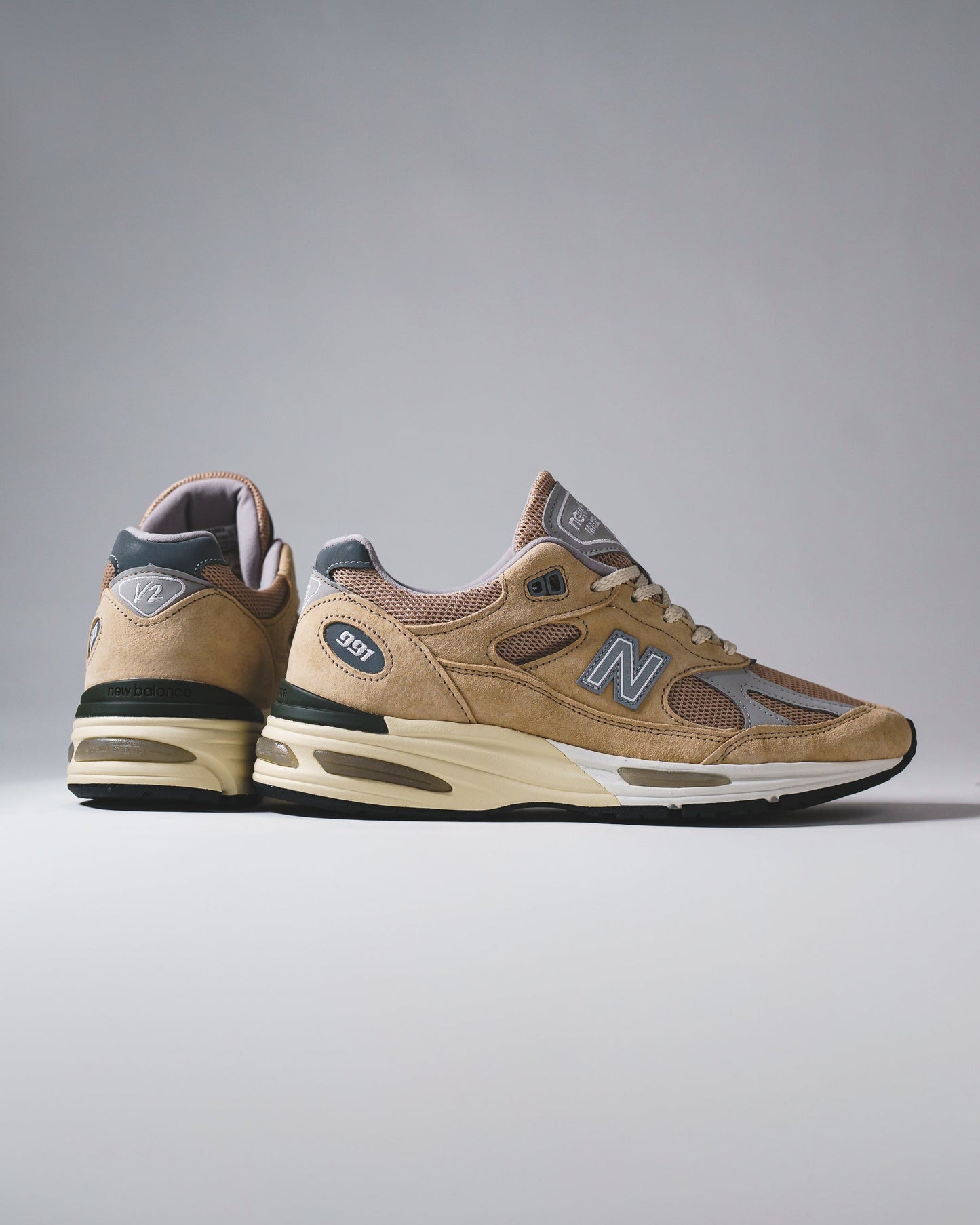 New Balance Unisex Made in UK 991v2 Cuban Sand U991BE2