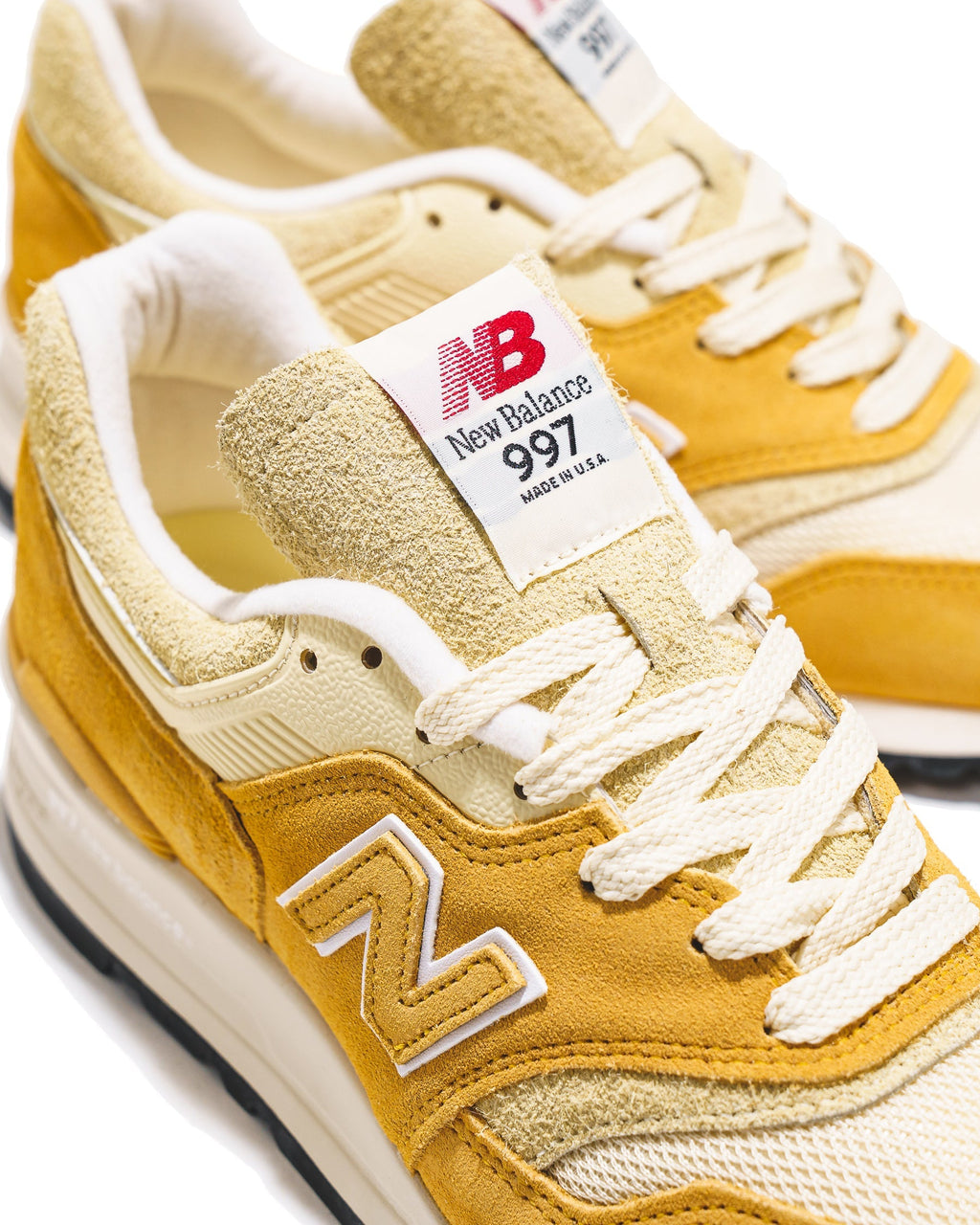 New Balance Unisex Made in USA 997 Dried Apricot U997AC