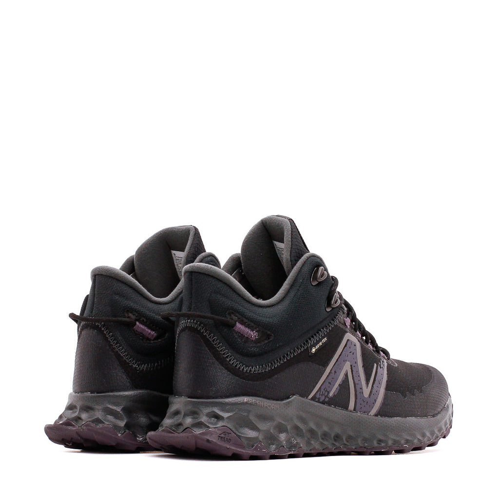 New Balance Women Fresh Foam Garo Midcut Gore-Tex Colour WTGAMGB1
