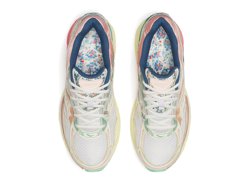 Saucony Progrid Omni 9 in Beige / Blue