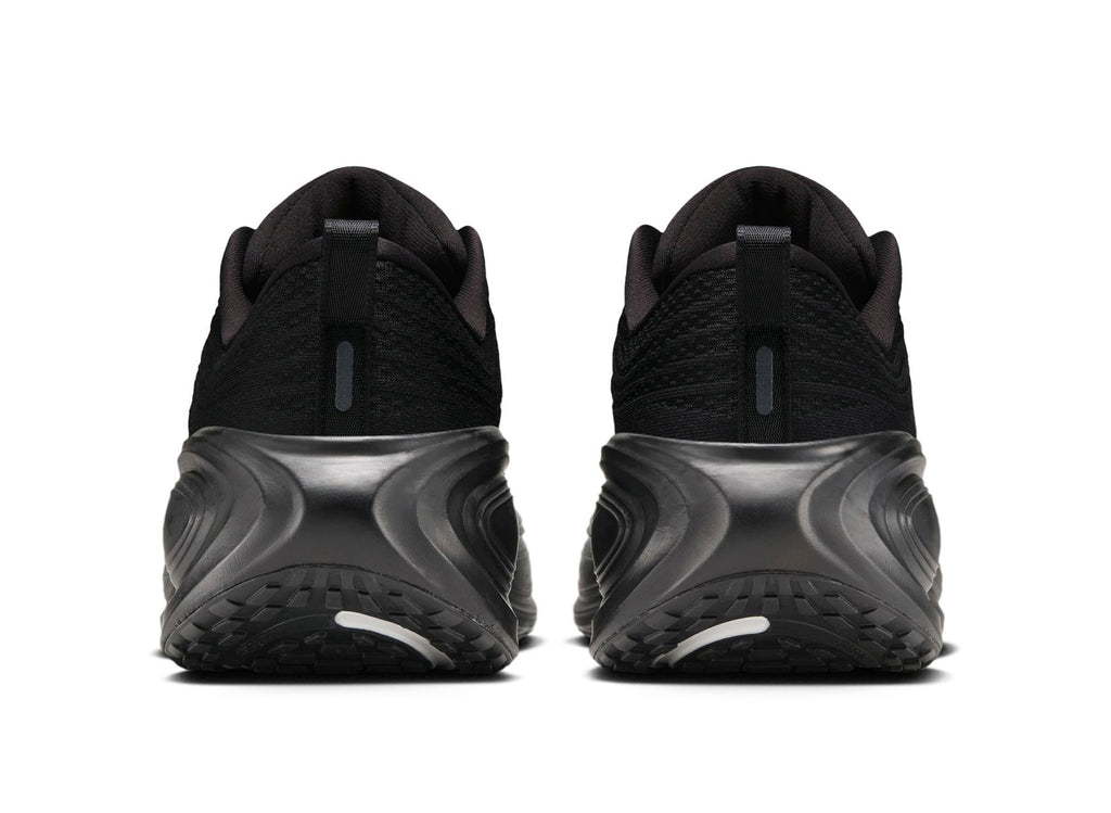 Nike Vomero Plus QS in Black / Anthracite