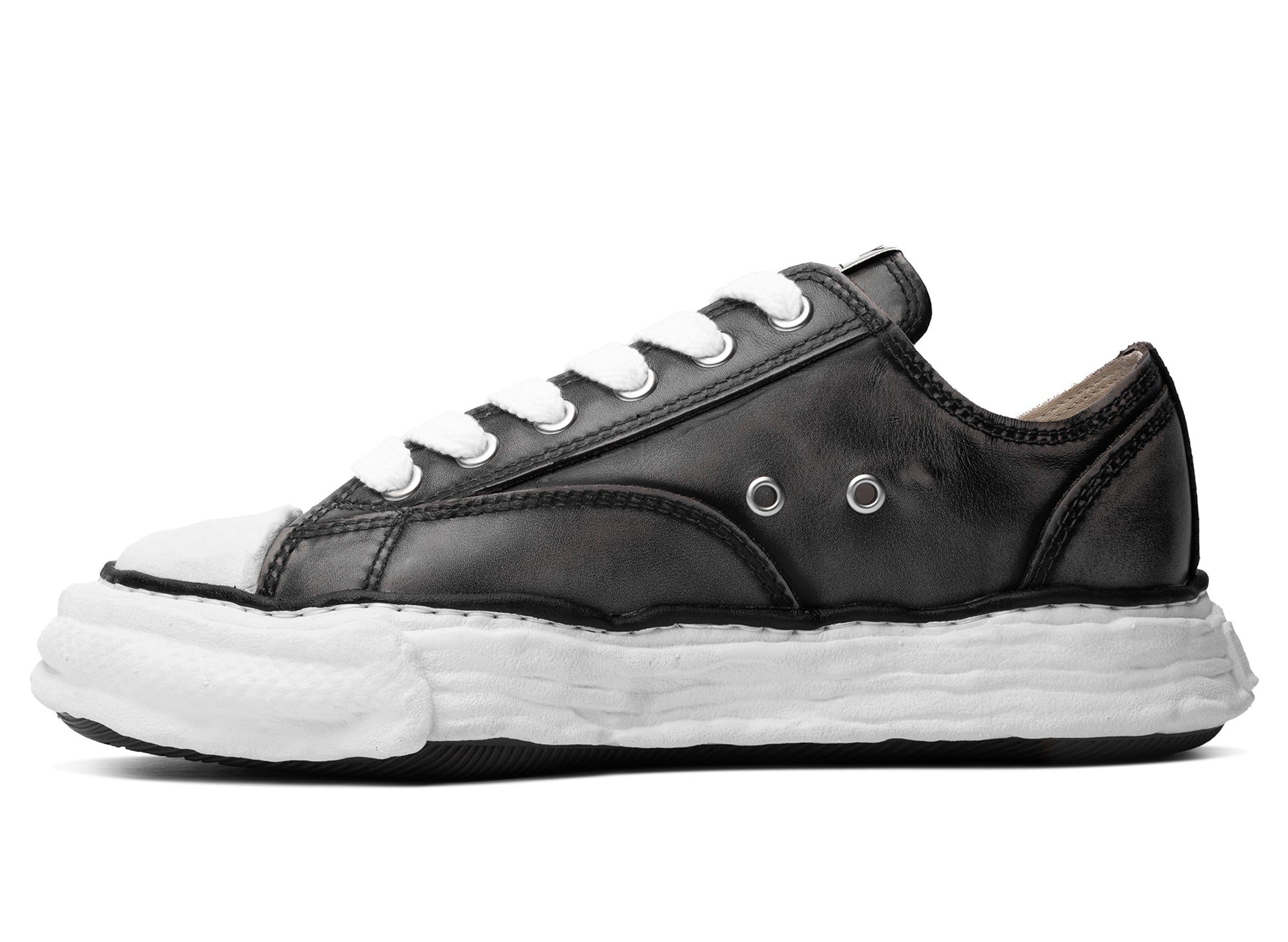 Maison Mihara Yasuhiro "PETERSON23" OG Sole Vintage Leather Effect in Black