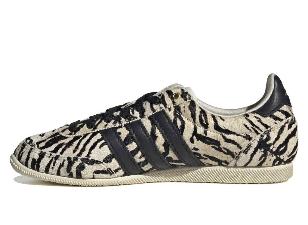Women's Adidas Japan in Off White / Core Black