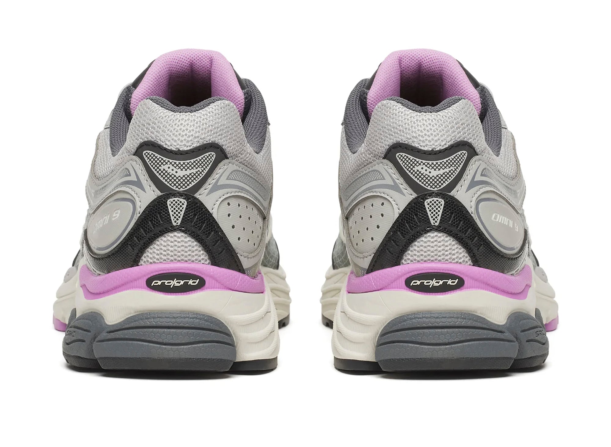 Saucony Progrid Omni 9 in Harbor / Black