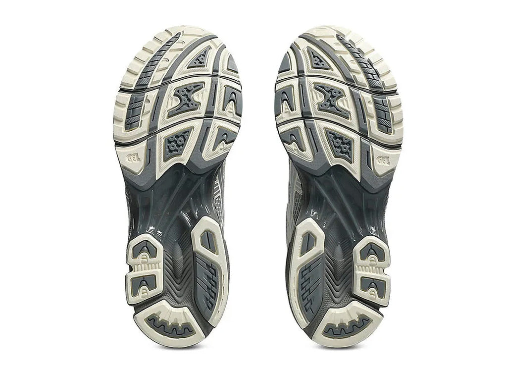 Asics Gel-Kayano 14 in Concrete / Pure Silver