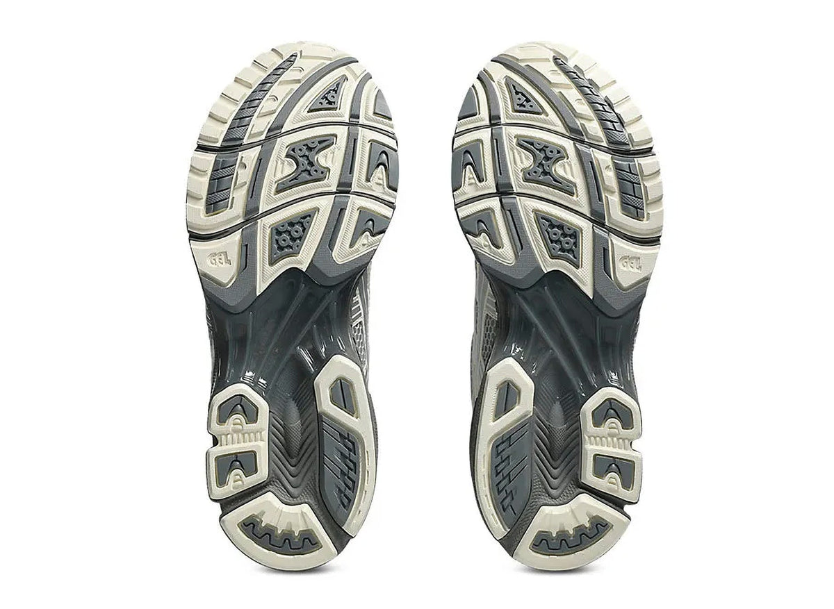 Asics Gel-Kayano 14 in Concrete / Pure Silver