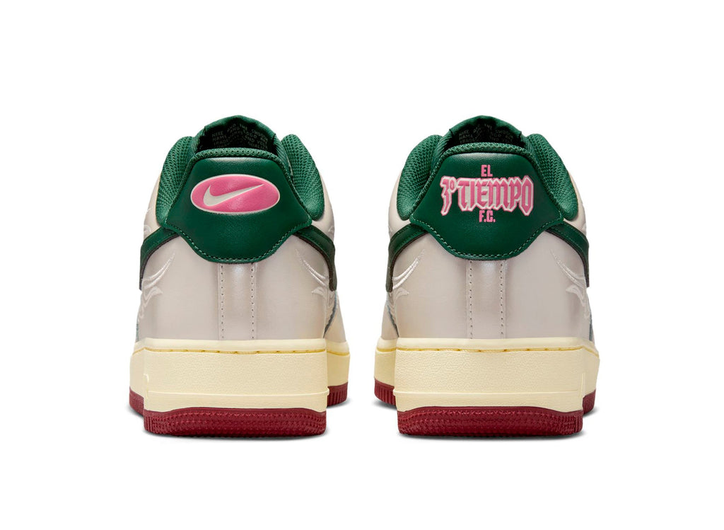 Nike Air Force 1 '07 Lv8