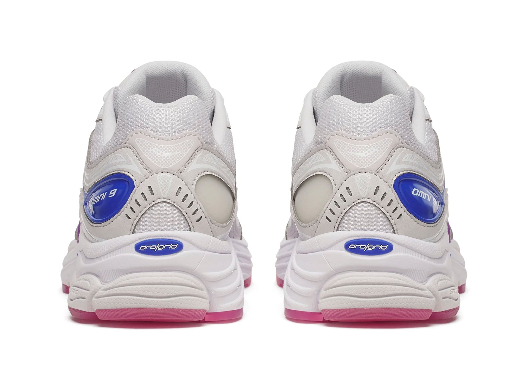 Saucony Progrid Omni 9 in White / Dusk