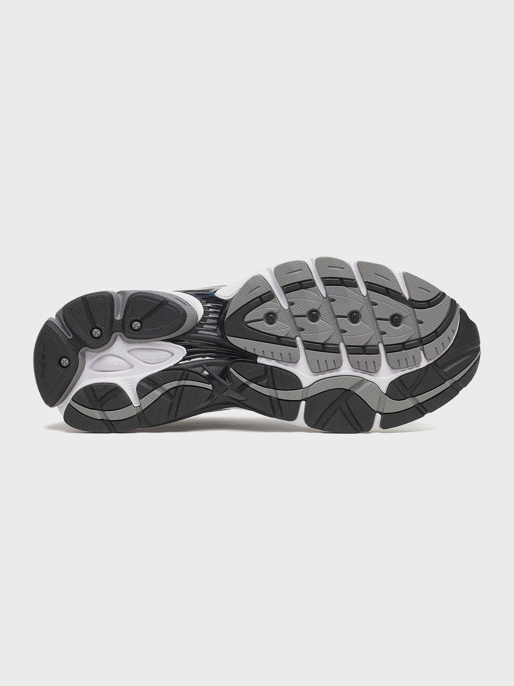 Saucony Progrid Omni 9 Sneakers | Grey/Silver