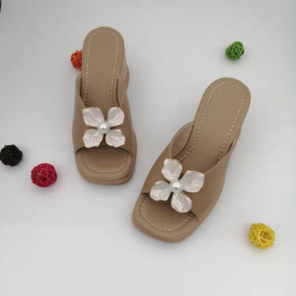 Vinthentic Isabella Platform Sandals
